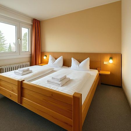 Hotel&Freizeitpark Am Lärchenberg Schirgiswalde-Kirschau Exterior foto
