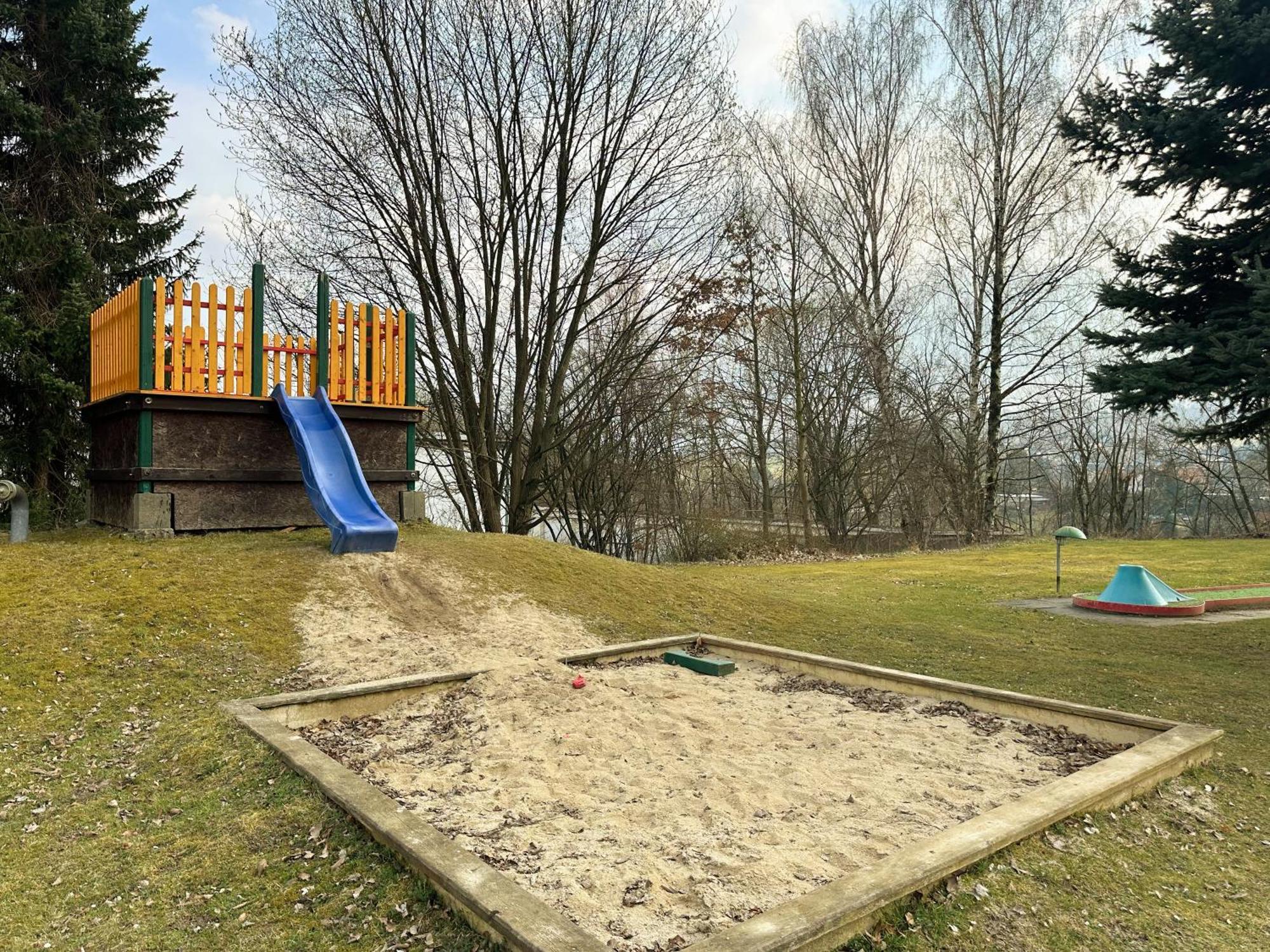 Hotel&Freizeitpark Am Lärchenberg Schirgiswalde-Kirschau Exterior foto