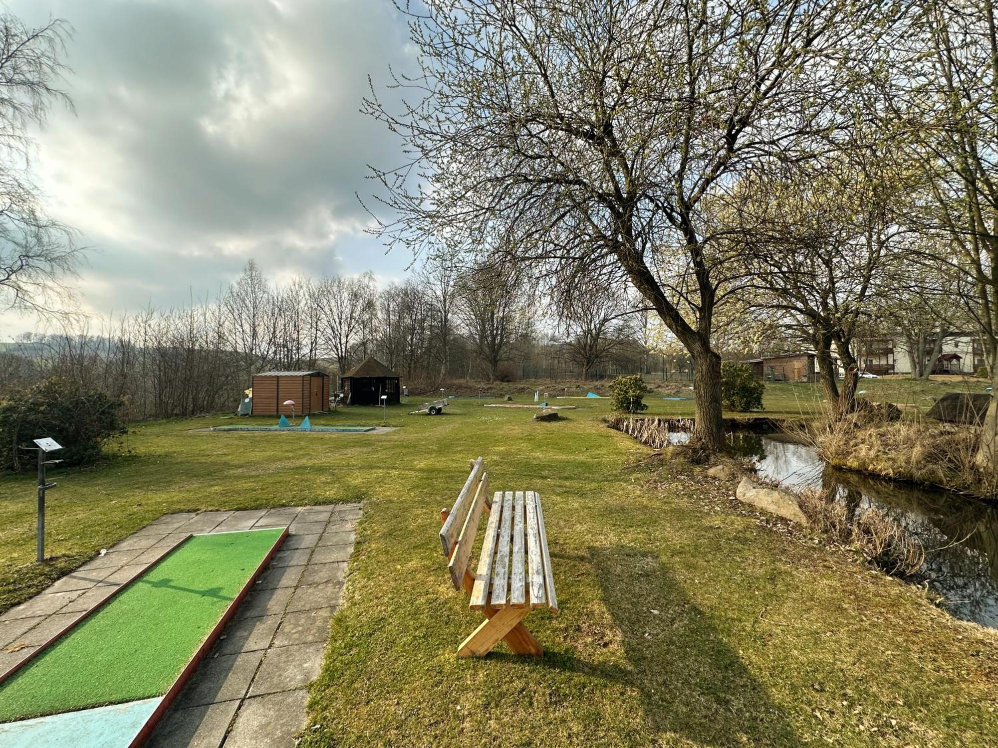 Hotel&Freizeitpark Am Lärchenberg Schirgiswalde-Kirschau Exterior foto